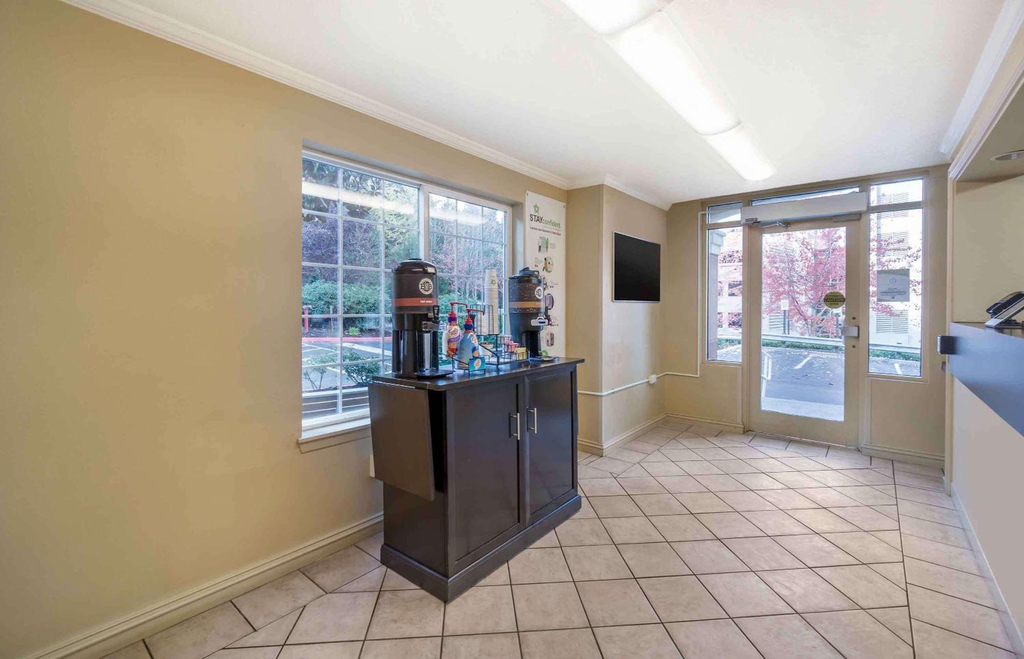 Extended Stay America Suites - Seattle - Bellevue - Factoria Экстерьер фото