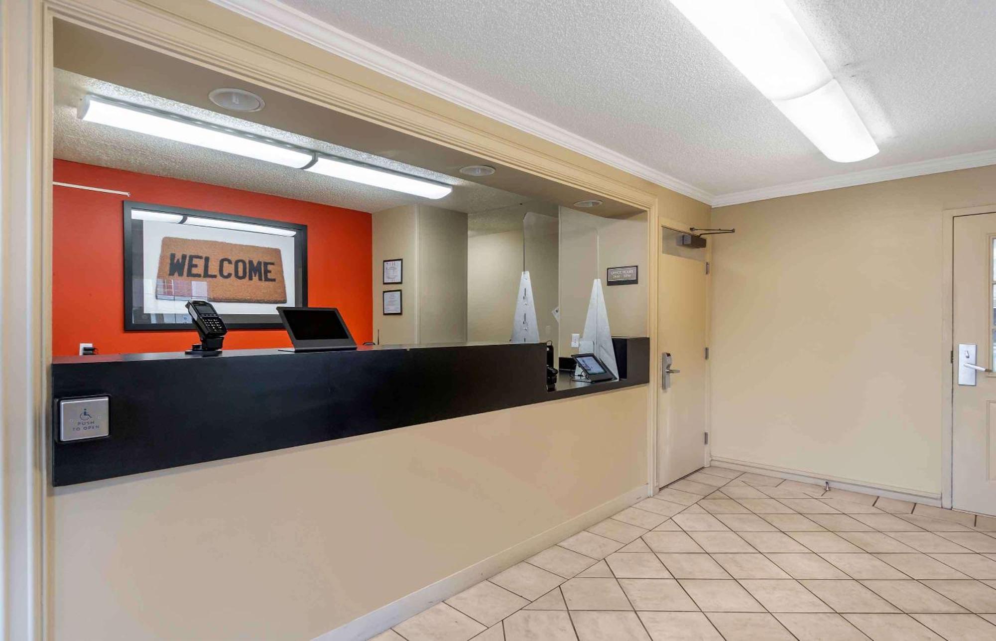 Extended Stay America Suites - Seattle - Bellevue - Factoria Экстерьер фото